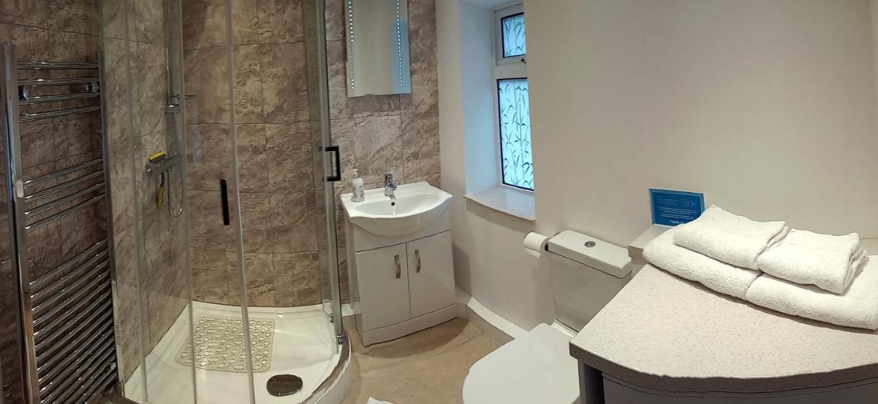 Cosy Stone Cottage, The Bungalow Perrotts Brook Сайърънсестър Екстериор снимка